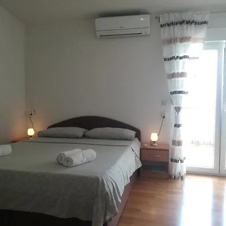 Апартаменти Lidija Ciovo Трогір